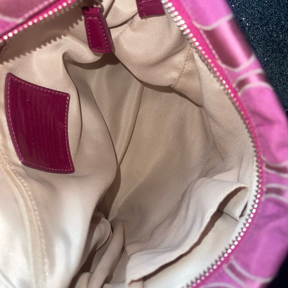 Coach Purse - Picture 4 of 7